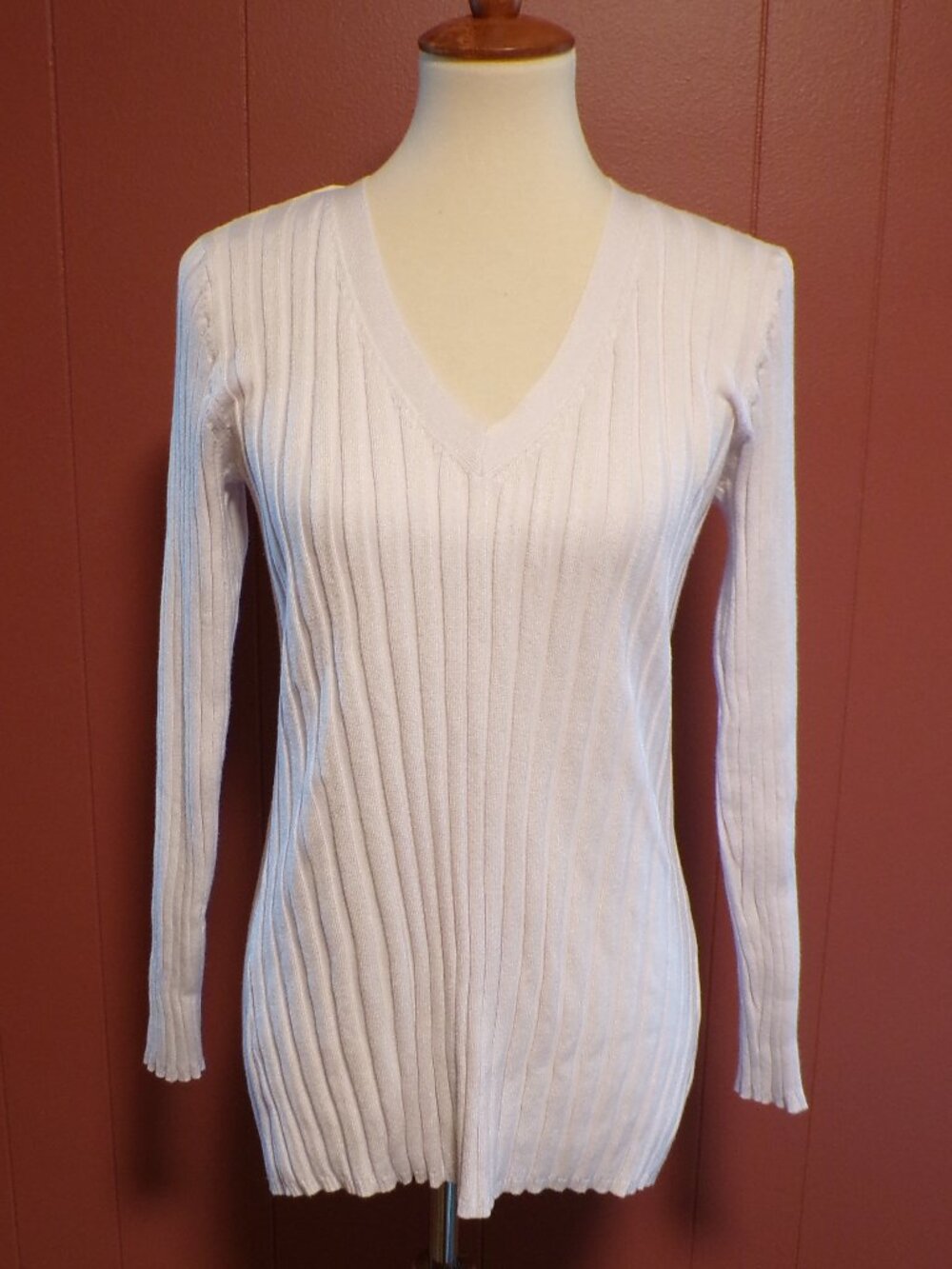 Ashley Stewart White V-Neck Ribbed Sweater 80% Rayon Long Sleeve Size: 14/16